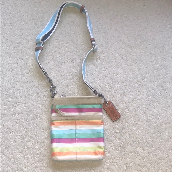 Coach Handbags - Coach crossbody